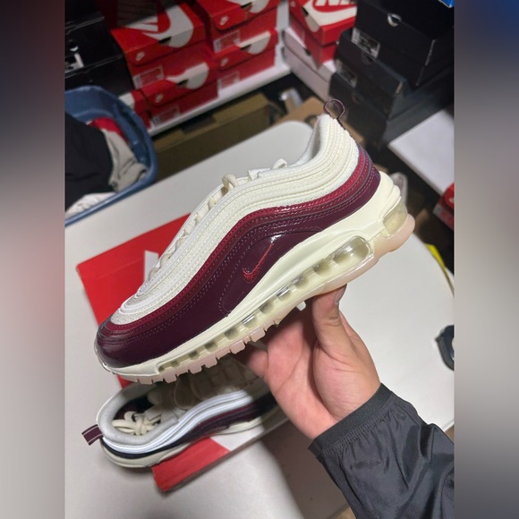 Women’s Nike Air Max 97 - Picture 2 of 7